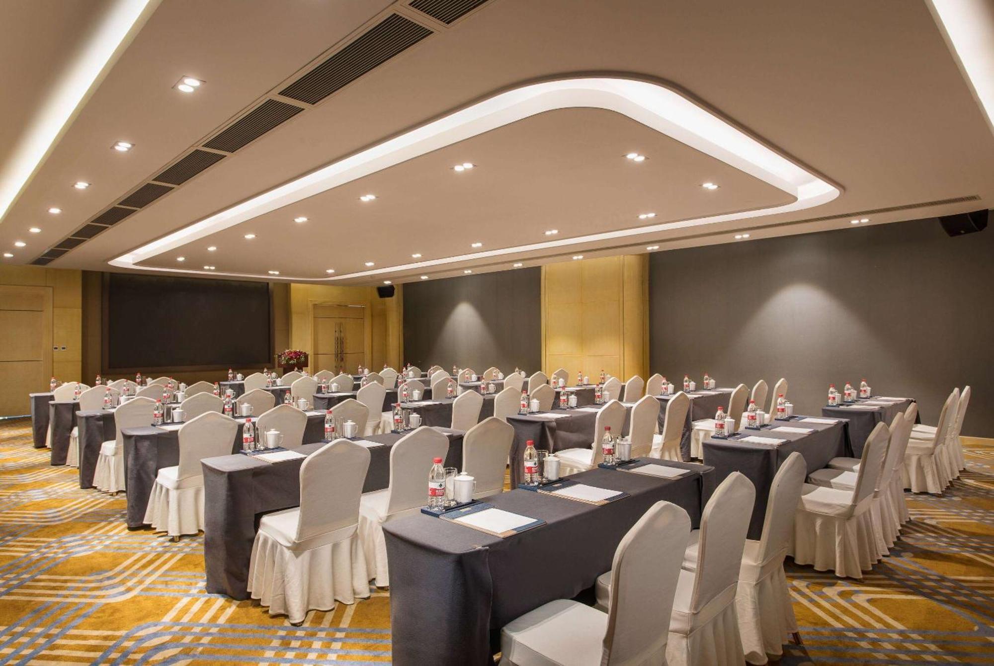 Wyndham Hangzhou East Экстерьер фото