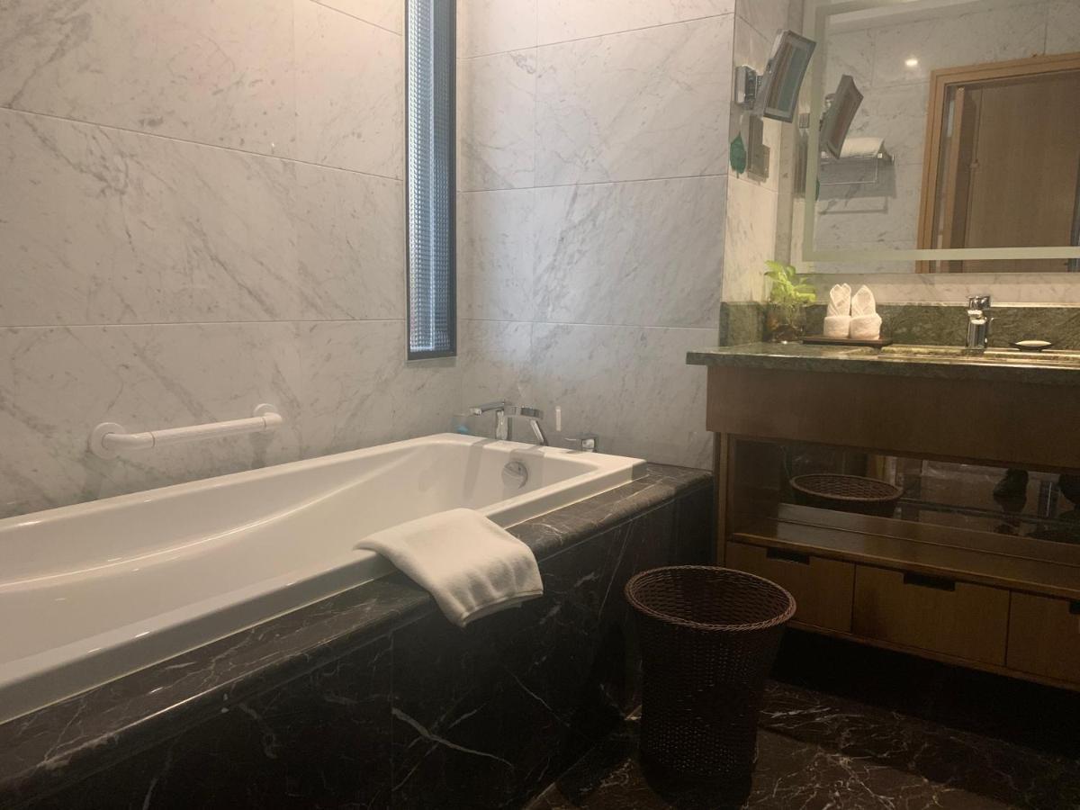 Wyndham Hangzhou East Экстерьер фото